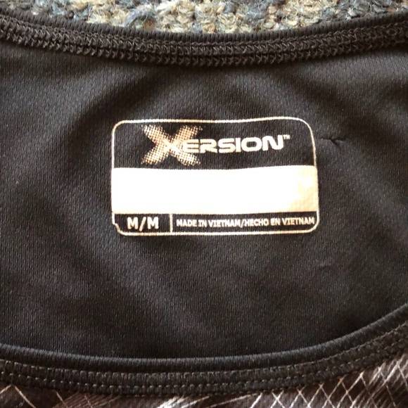 Xersion quick dry medium tank top. - Picture 2 of 4